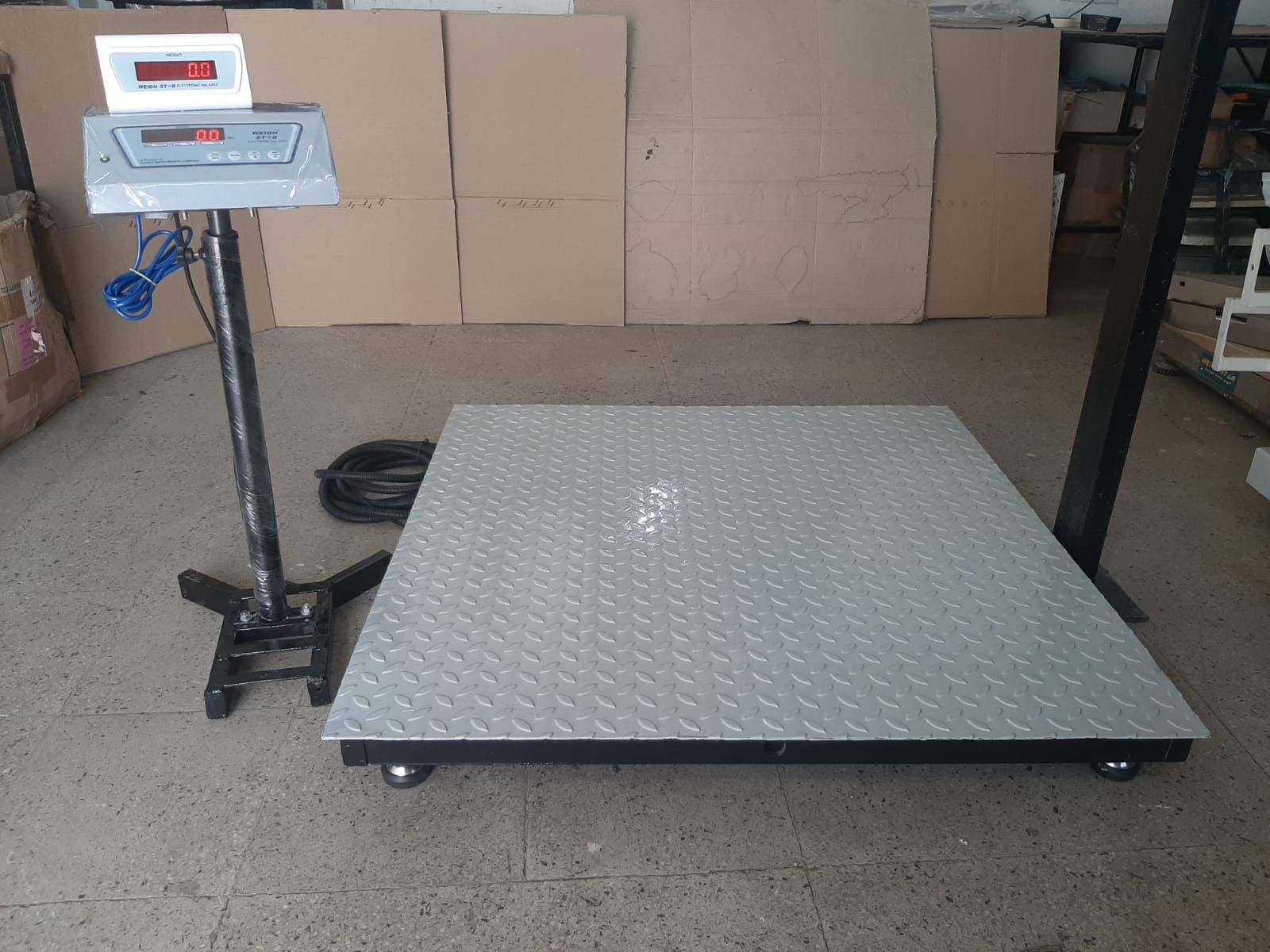 Heavy Duty Industrial Platform Weighing Scale (Floor Type) - View 1